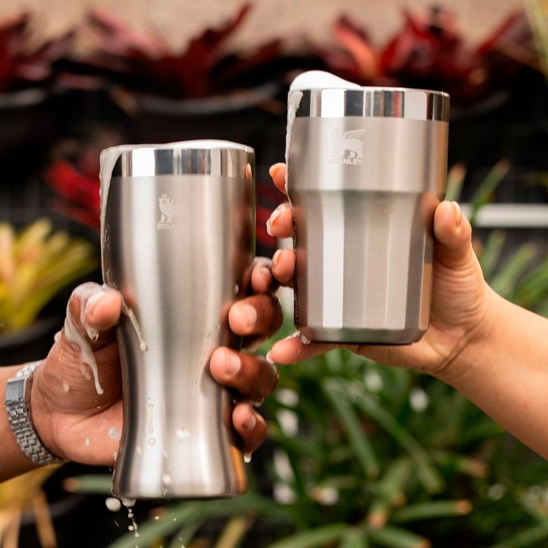 copo-stanley-beer-tumbler-happy-hour-stainless-steel-384ml-7