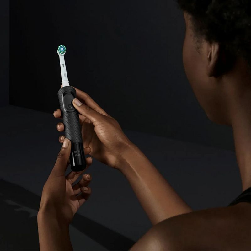escova-dental-eletrica-oral-b-pro-series-2-bivolt-4