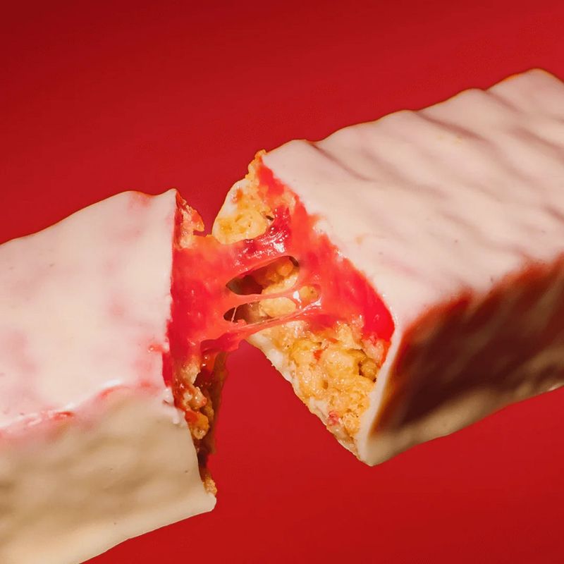 barra-de-proteina-bold-crunch-morango-e-chantilly-50g3