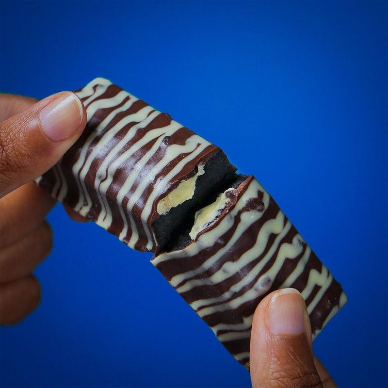 barra-bold-bar-cookies-black-60g-2