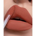 batom-liquido-bruna-tavares-lips-brenda-matte-3