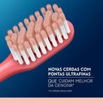 escova-dental-oral-b-sensitive-ultra-macia-3-unidades-4